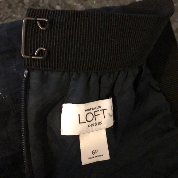 Ann Taylor LOFT ink blue metallic sheen pencil skirt - Picture 4 of 5